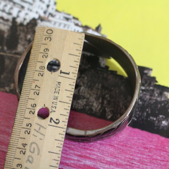 y2k Black Enamel Leaf Wrap Hinge Bracelet - Picture 5 of 6